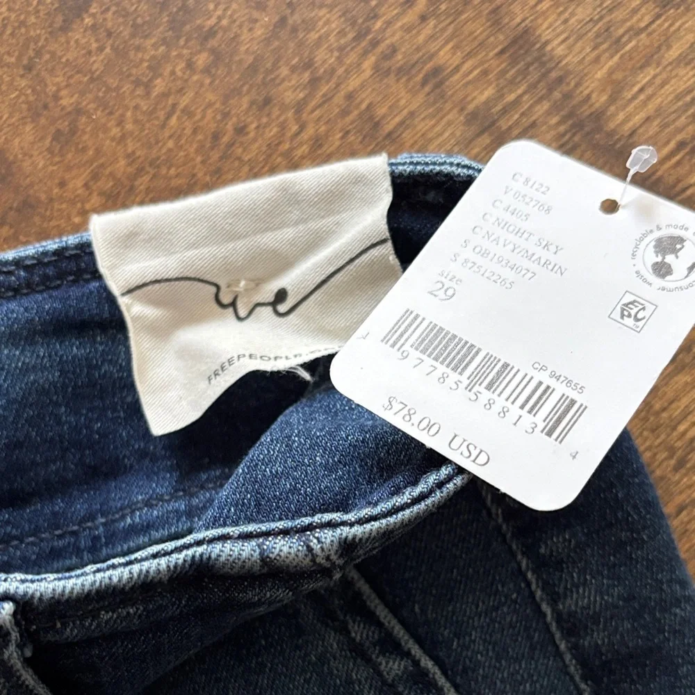 WE THE FREE LEVEL UP SLIT BOOTCUT size29 - Picture 5 of 10